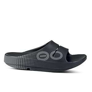 OOAHH UNISEX - BLACK サンダル M7/W9 Amazon | [ウーフォス] OOahh-Black ブラック 26cm (M7/W9